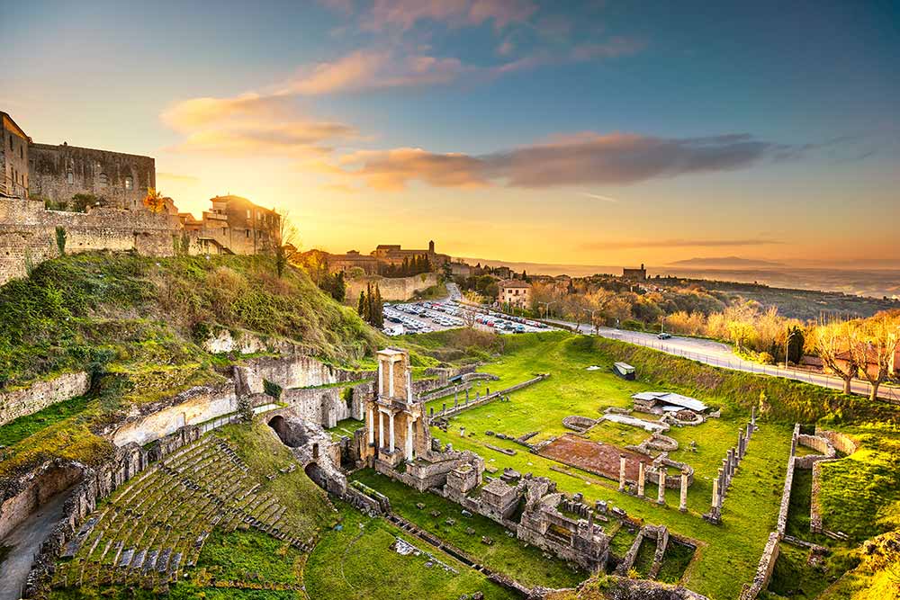 The Roman Forum: A Glimpse into the Splendor of Ancient Rome