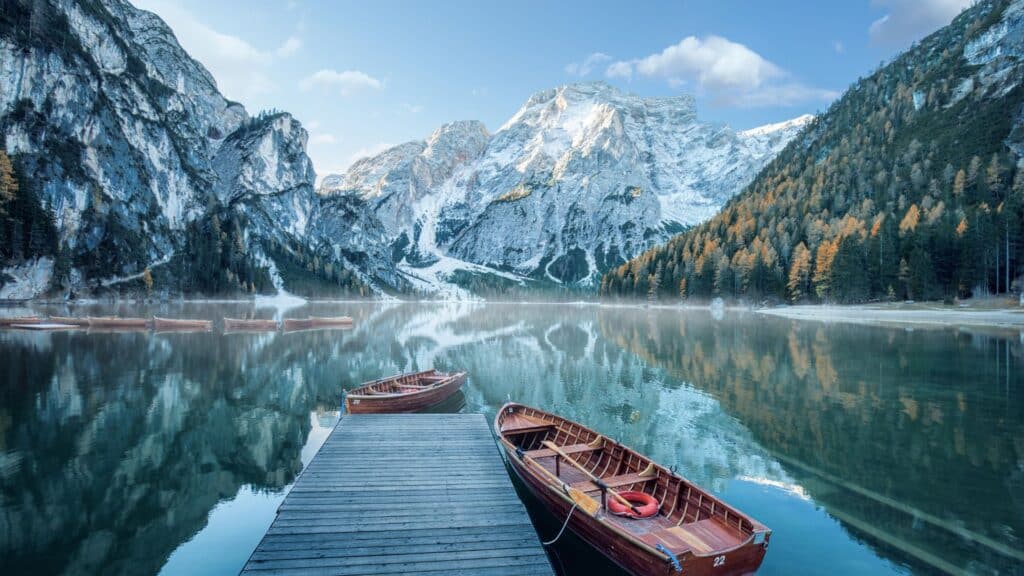 Lago Di Braies In The Dolomites, A Serene And Picturesque Destination In Italy, Perfect For Nature Lovers And Outdoor Enthusiasts.