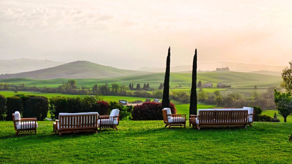 The Power Of People In Travel: Rediscovering Human Connection In A World That Never Stops 1 Val D’orcia Rolling Hills At Sunset, Representing Slow Travel And Human Connection Beyond Mass Tourism For People In Travel